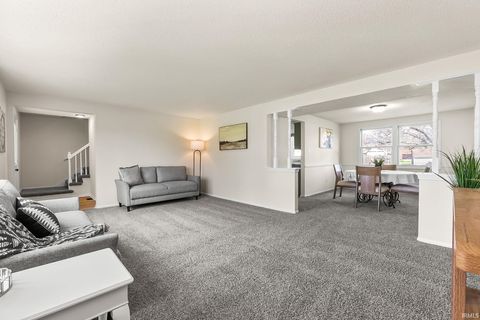 Tiny photo for 4121 Moorfield Lane, Fort Wayne, IN 46816 (MLS # 202611922)