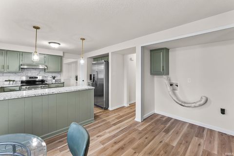 Tiny photo for 4121 Moorfield Lane, Fort Wayne, IN 46816 (MLS # 202611922)