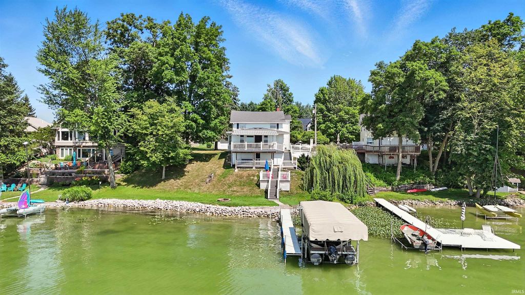 Photo of 1130 E 455 S, Lagrange, IN 46761 (MLS # 202607231)