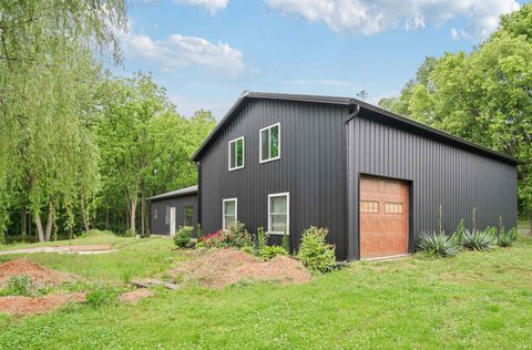 Tiny photo for 4774 E CR 225 N, Logansport, IN 46947 (MLS # 202622071)
