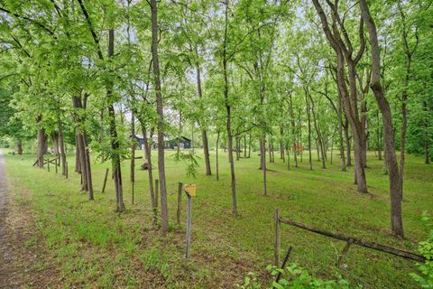 Tiny photo for 4774 E CR 225 N, Logansport, IN 46947 (MLS # 202622071)