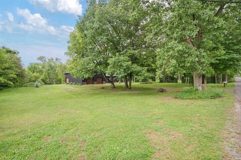 Tiny photo for 4774 E CR 225 N, Logansport, IN 46947 (MLS # 202622071)