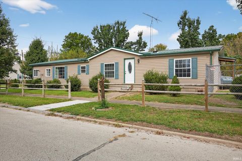Photo of 41 S Mc Cammon St St, Sullivan, IN 47882 (MLS # 202540674)