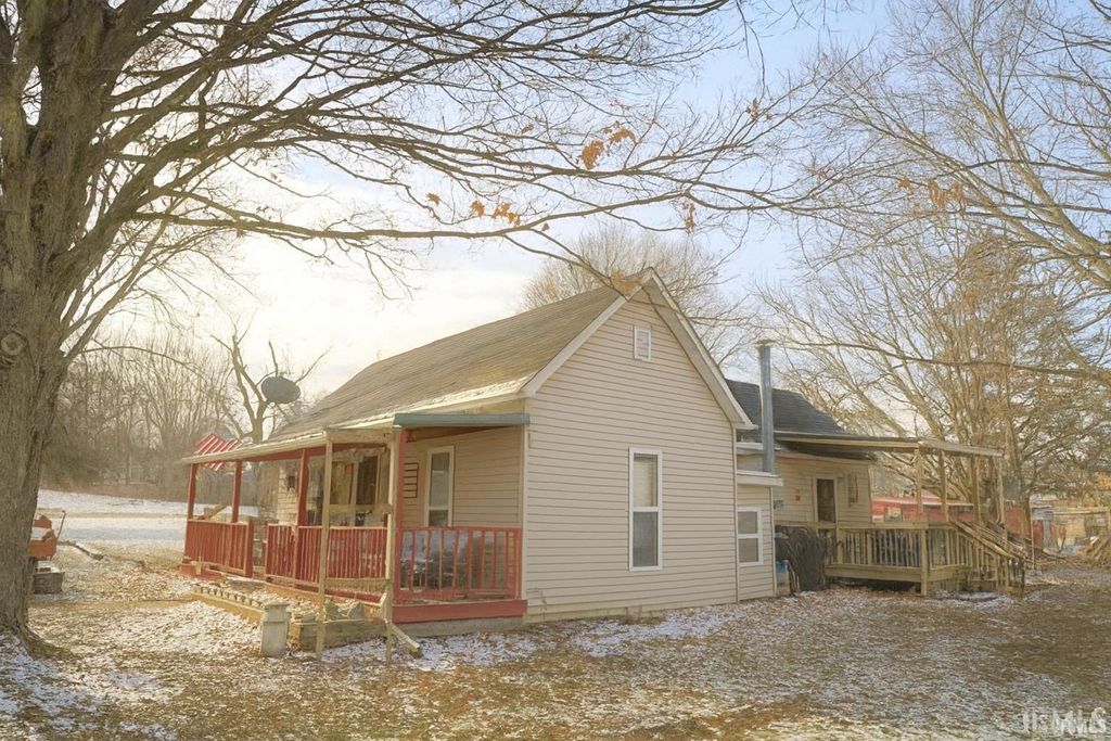 Photo of 6862 N Jackson Street, Attica, IN 47918 (MLS # 202601208)