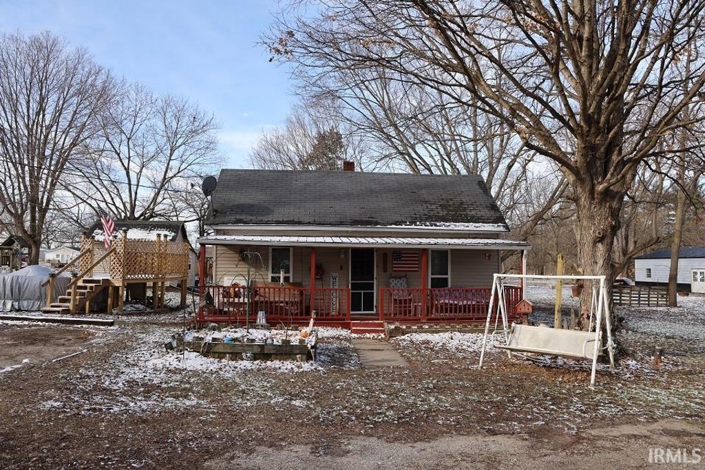 Photo of 6862 N Jackson Street, Attica, IN 47918 (MLS # 202601208)