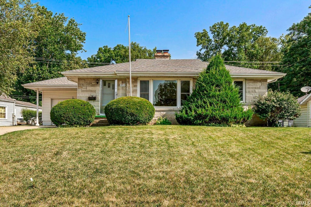 Photo of 405 W Angela Boulevard, South Bend, IN 46617 (MLS # 202634455)