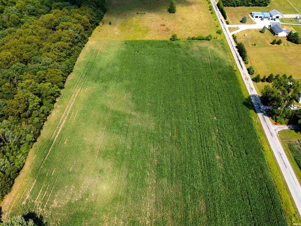 Photo of 400 N US Highway 421, Medaryville, IN 47957 (MLS # 202603089)