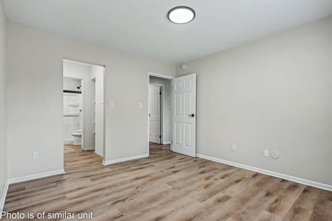 Tiny photo for 1801 Irish Way #1873 WAY, South Bend, IN 46637 (MLS # 202637868)
