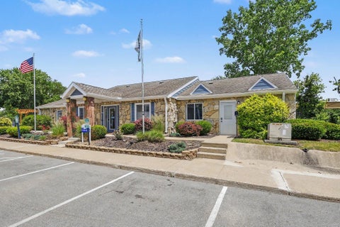 Tiny photo for 1801 Irish Way #1873 WAY, South Bend, IN 46637 (MLS # 202637868)
