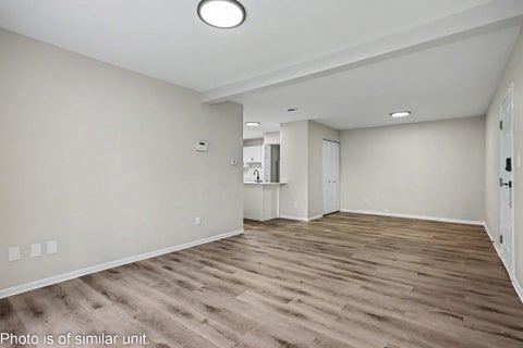 Tiny photo for 1801 Irish Way #1873 WAY, South Bend, IN 46637 (MLS # 202637868)