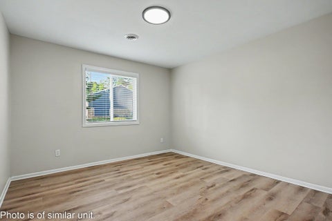 Tiny photo for 1801 Irish Way #1873 WAY, South Bend, IN 46637 (MLS # 202637868)