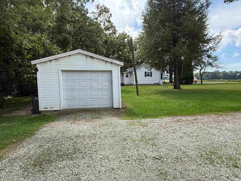 Tiny photo for 11256 N 450 E, Syracuse, IN 46567 (MLS # 202637056)