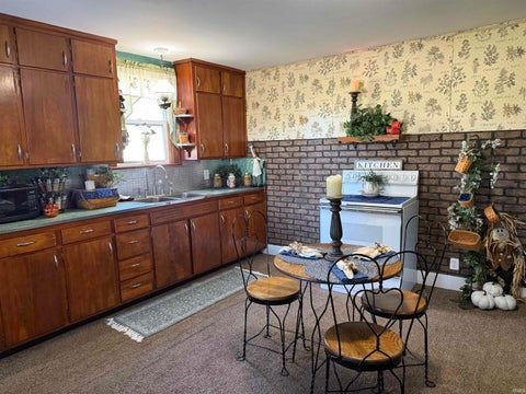 Tiny photo for 11256 N 450 E, Syracuse, IN 46567 (MLS # 202637056)