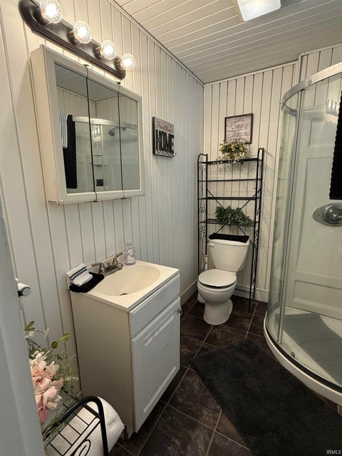 Tiny photo for 11256 N 450 E, Syracuse, IN 46567 (MLS # 202637056)