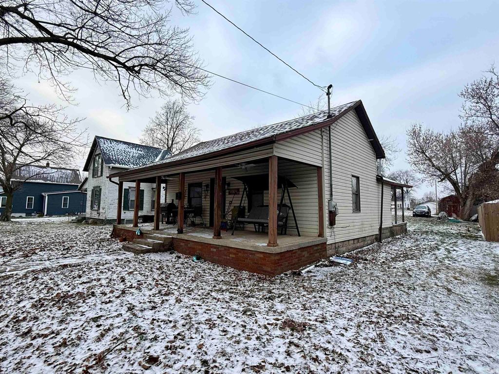 Photo of 207 E Lisle Street, Kendallville, IN 46755 (MLS # 202549382)