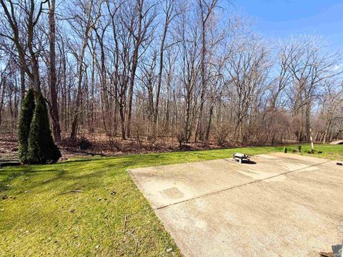 Tiny photo for 360 Legacy Boulevard, Greenwood, IN 46142 (MLS # 202608374)