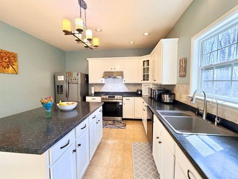 Tiny photo for 360 Legacy Boulevard, Greenwood, IN 46142 (MLS # 202608374)