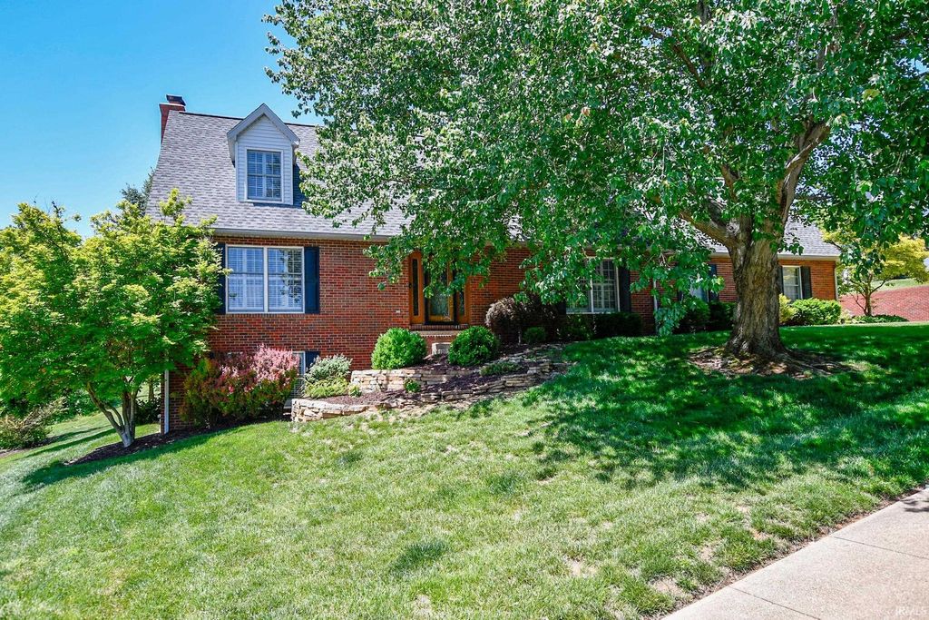 Photo of 6299 Pfafflin Lake Boulevard, Newburgh, IN 47630 (MLS # 202618318)