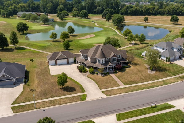 1801 N DEWEY ST, AUBURN, IN 46706 - Image f64ef51d924a9a733a2acbc8a315984e/3128094960