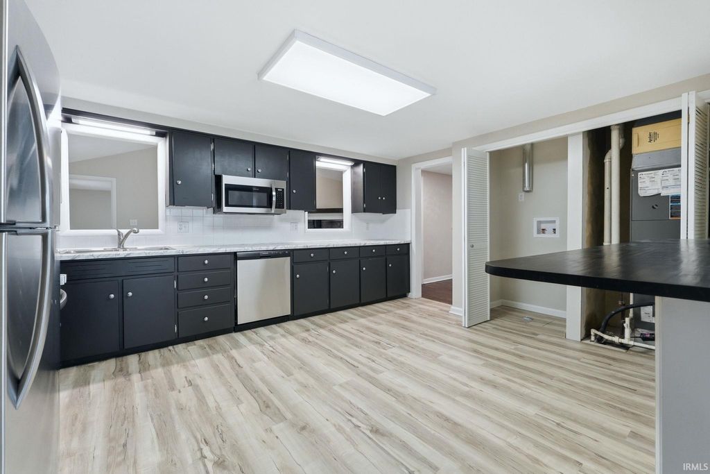 Photo of 7732 Hosler Road, Leo, IN 46765 (MLS # 202612984)