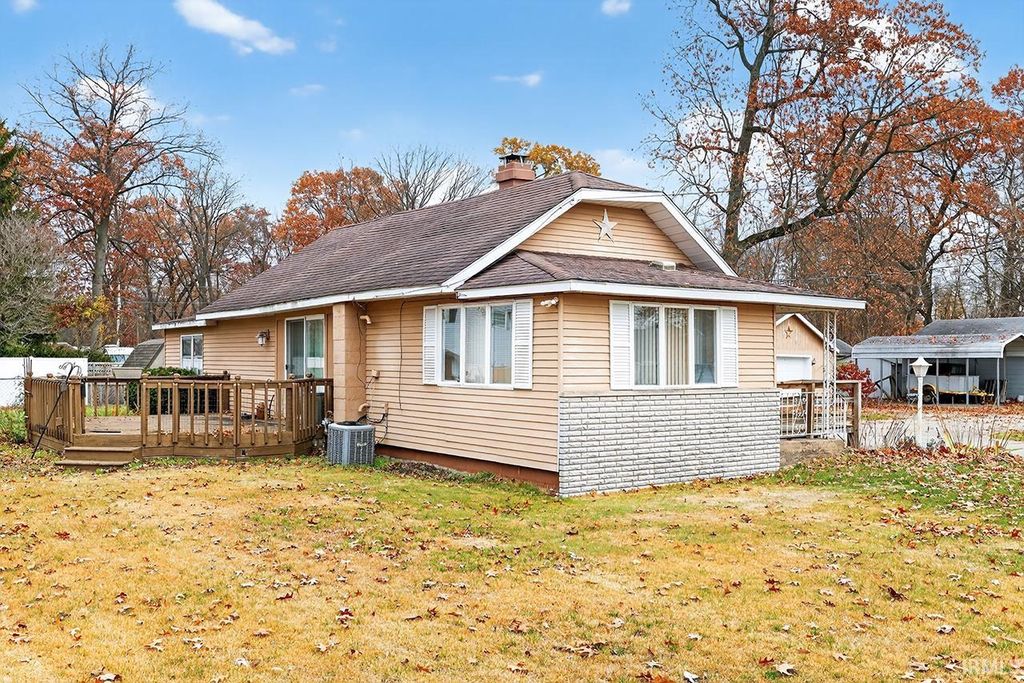 Photo of 22747 Lake Shore Drive, Elkhart, IN 46514 (MLS # 202547363)