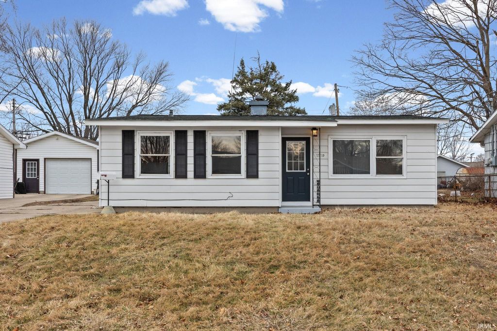 Photo of 1219 Davis Drive, Lafayette, IN 47909 (MLS # 202606229)