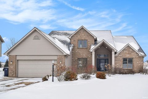 Photo of 2152 Heather Court, Warsaw, IN 46580 (MLS # 202603356)