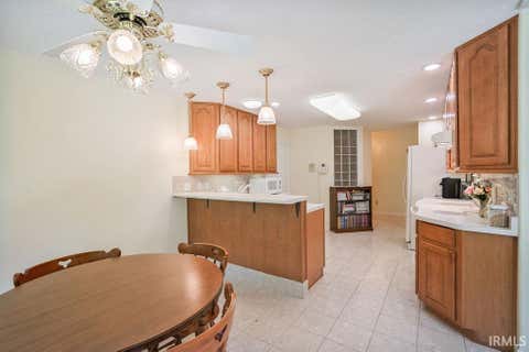 Tiny photo for 3304 OAKVIEW Court, Kokomo, IN 46902 (MLS # 202627321)