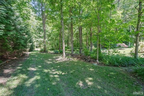 Tiny photo for 3304 OAKVIEW Court, Kokomo, IN 46902 (MLS # 202627321)