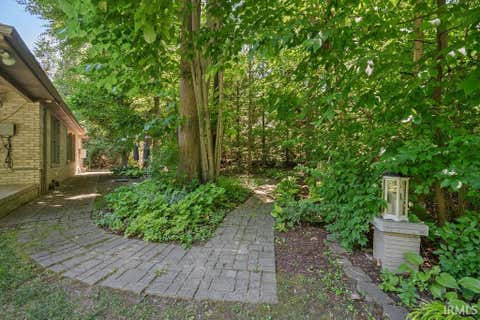 Tiny photo for 3304 OAKVIEW Court, Kokomo, IN 46902 (MLS # 202627321)