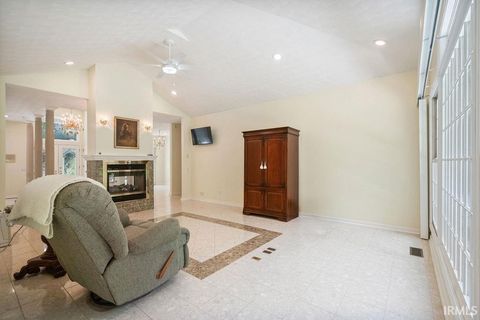 Tiny photo for 3304 OAKVIEW Court, Kokomo, IN 46902 (MLS # 202627321)