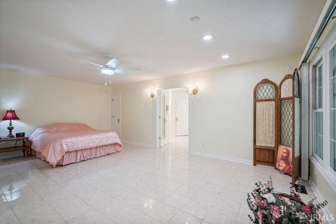 Tiny photo for 3304 OAKVIEW Court, Kokomo, IN 46902 (MLS # 202627321)