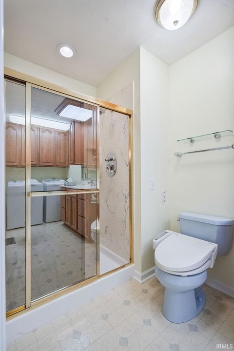 Tiny photo for 3304 OAKVIEW Court, Kokomo, IN 46902 (MLS # 202627321)