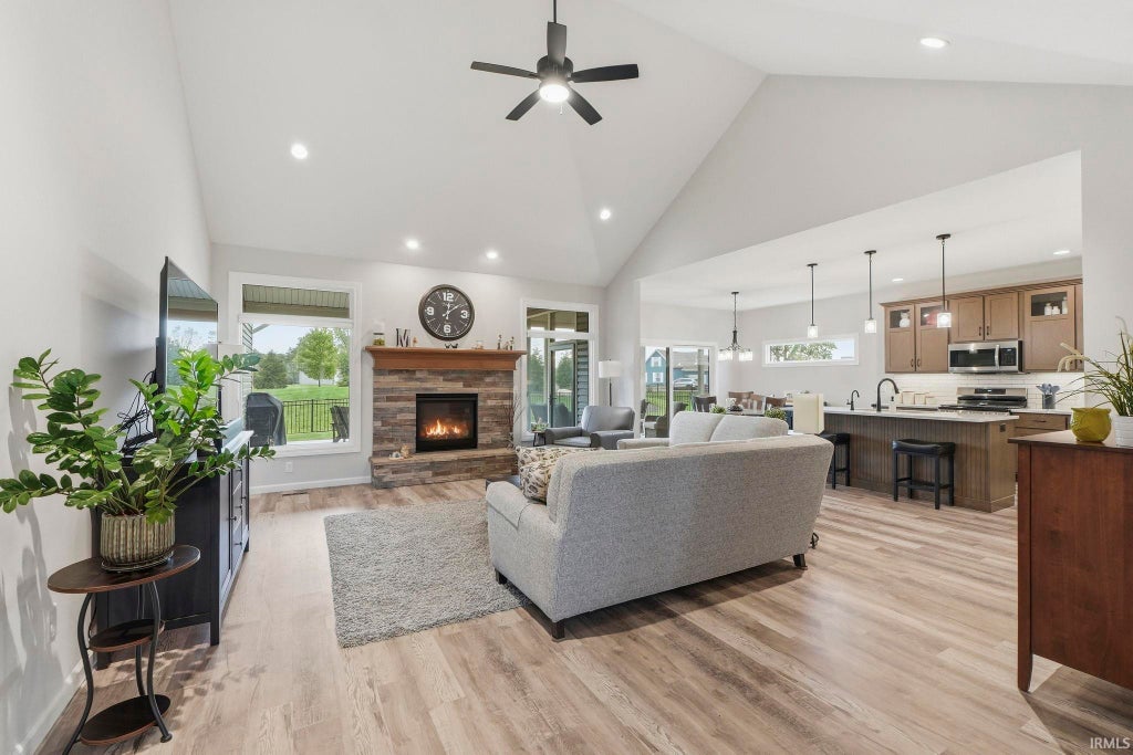 Photo of 18764 Eisley Cove, Auburn, IN 46706 (MLS # 202640581)