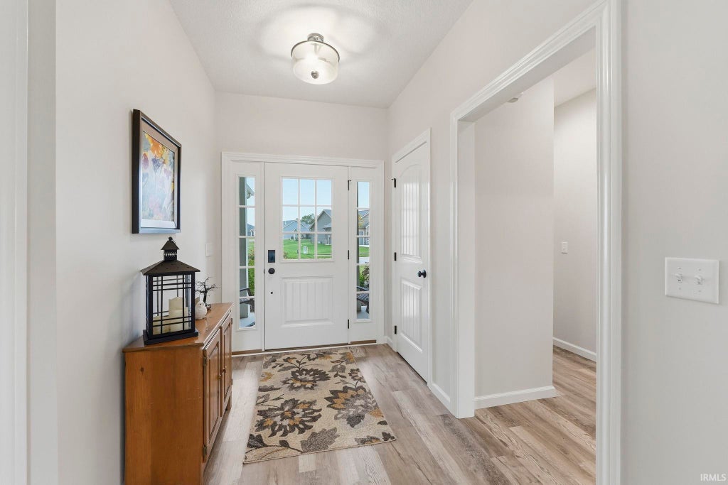Photo of 18764 Eisley Cove, Auburn, IN 46706 (MLS # 202640581)