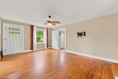 Tiny photo for 3011 Getz Rd RD, Fort Wayne, IN 46804 (MLS # 202630114)