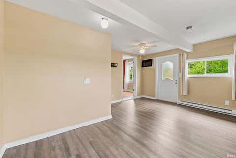 Tiny photo for 3011 Getz Rd RD, Fort Wayne, IN 46804 (MLS # 202630114)