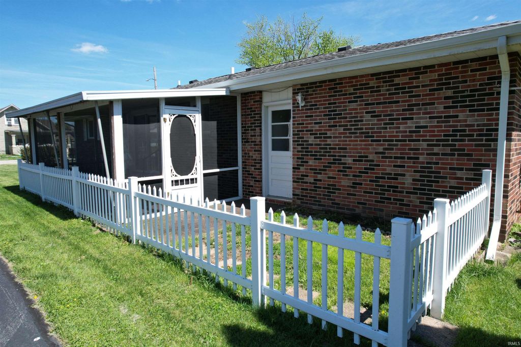 Photo of 302 S 2nd Street, Monticello, IN 47960 (MLS # 202614029)