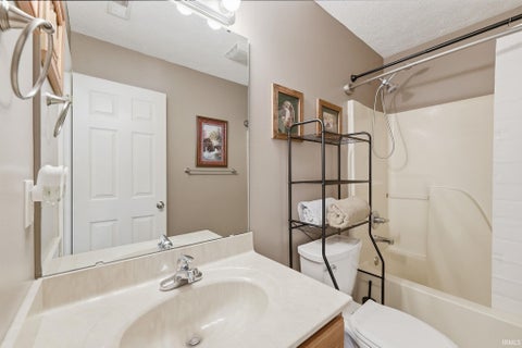 Tiny photo for 3342 Bunting Lane, Lafayette, IN 47909 (MLS # 202638296)