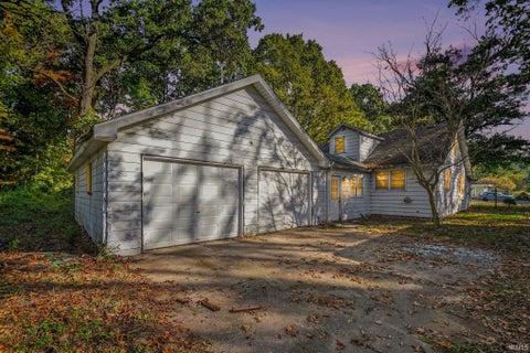 Tiny photo for 53853 County Road 7, Elkhart, IN 46514 (MLS # 202643727)