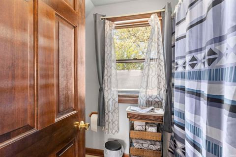 Tiny photo for 2400 E Schram Avenue, Columbia City, IN 46725 (MLS # 202618644)