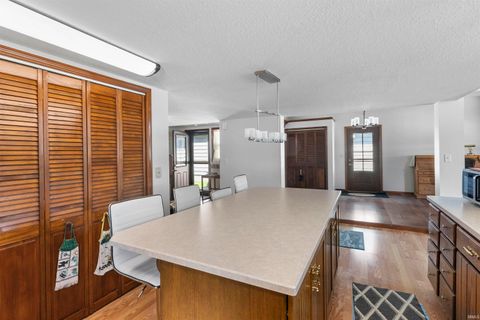 Tiny photo for 2400 E Schram Avenue, Columbia City, IN 46725 (MLS # 202618644)