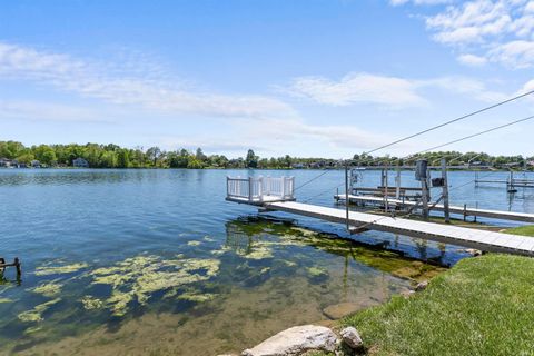 Tiny photo for 2400 E Schram Avenue, Columbia City, IN 46725 (MLS # 202618644)