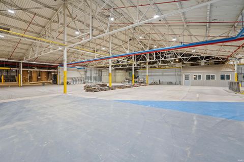 Tiny photo for 2500 N Union Street, Kokomo, IN 46901 (MLS # 202522220)