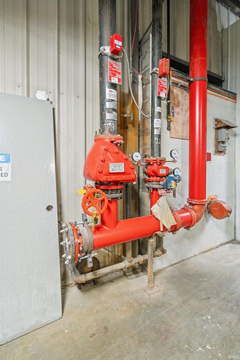 Tiny photo for 2500 N Union Street, Kokomo, IN 46901 (MLS # 202522220)