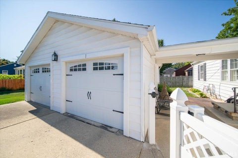 Tiny photo for 422 N Berkley Street, Kokomo, IN 46901 (MLS # 202628719)
