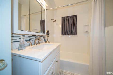 Tiny photo for 422 N Berkley Street, Kokomo, IN 46901 (MLS # 202628719)