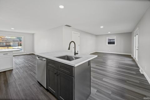 Tiny photo for 904 N Southland Drive, Lafayette, IN 47909 (MLS # 202544149)