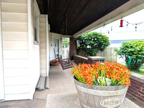 Tiny photo for 15 E main Street, Rossville, IN 46065 (MLS # 202618987)