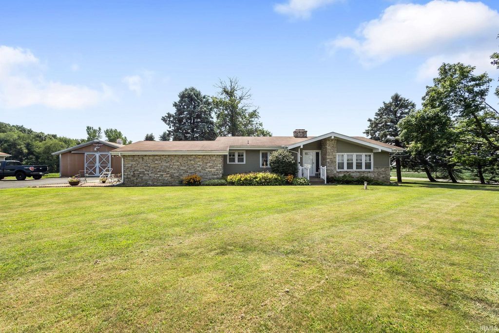 Photo of 13982 Kline Road, Mishawaka, IN 46544 (MLS # 202623722)